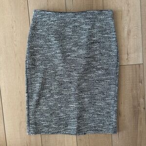 Ann Taylor Black and Gray Pencil Skirt